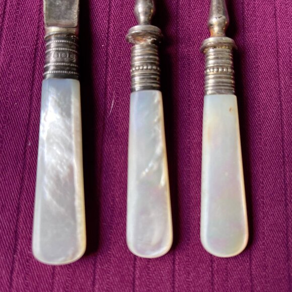 Antique Mother of Pearl flatware - Picture 2 of 7